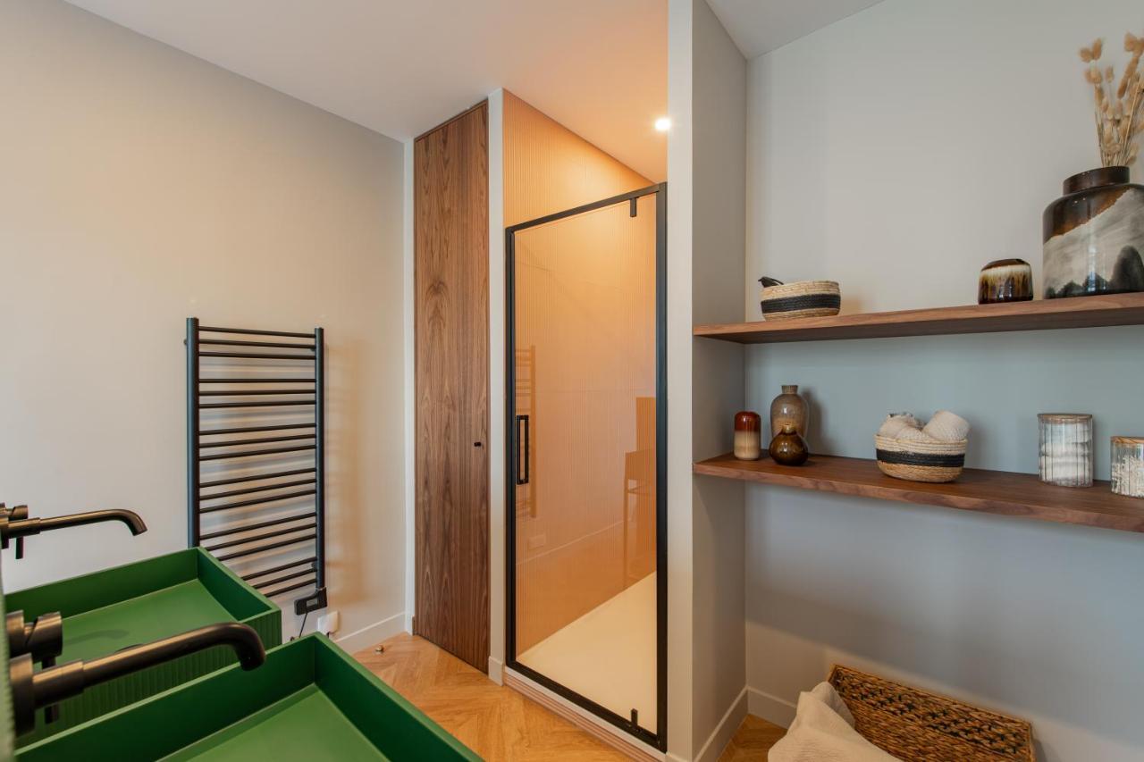The New Suites, Paris Centre Экстерьер фото